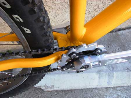 chainstay brace